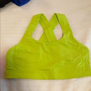 Lululemon sports bra